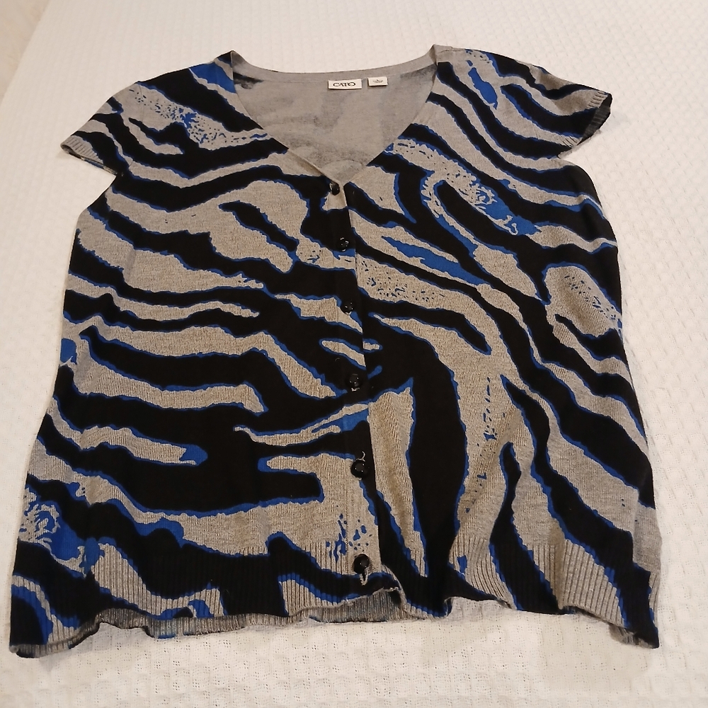 Cato L Gray and Blue Patterned Button-Up Top